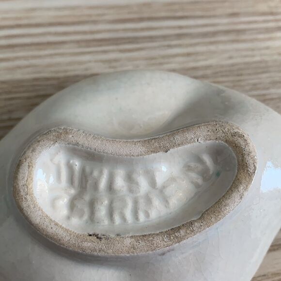 Vintage Stoneware Trinket Jewelry Dish - Picture 14 of 17